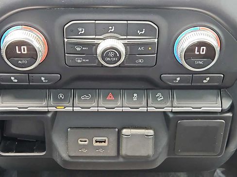 Used 2020 GMC Sierra 1500 Elevation w/ Elevation Value Package AWD/4WD image 16
