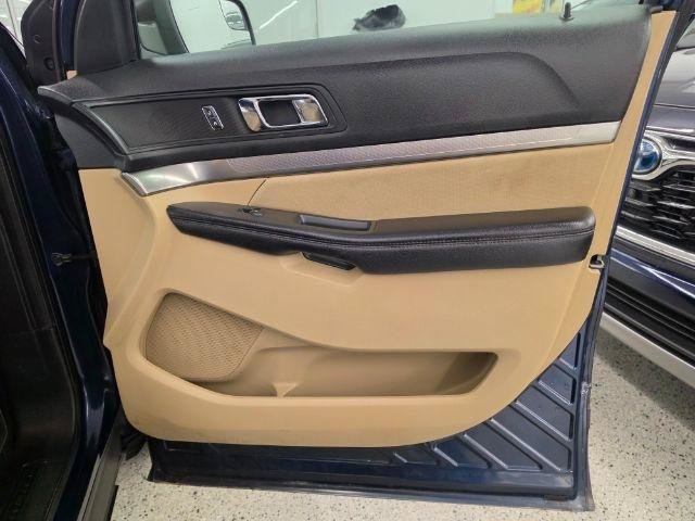 Used 2017 Ford Explorer FWD image 29