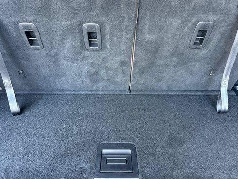 Used 2019 Honda Pilot Touring image 17