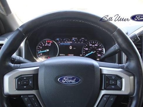 Used 2022 Ford F250 Platinum w/ FX4 Off-Road Package AWD/4WD image 25