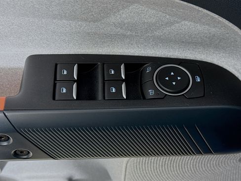 Used 2022 Ford Maverick XLT image 20