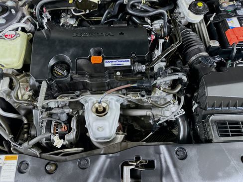 Used 2020 Honda Civic Sport image 30