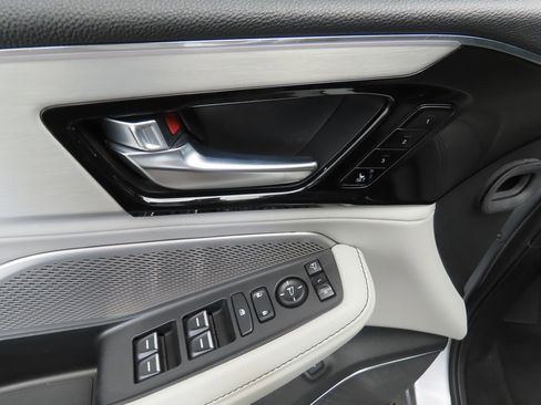 Used 2022 Acura MDX Technology image 23