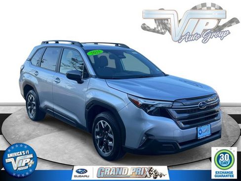 Certified 2025 Subaru Forester Premium AWD/4WD image 1