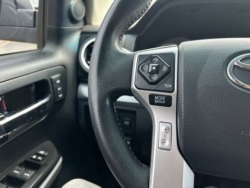 Used 2017 Toyota Tundra Platinum AWD/4WD image 39