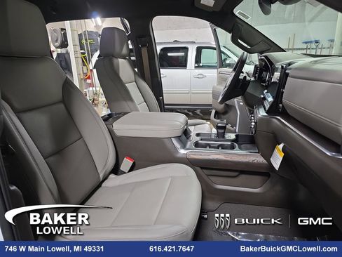 New 2026 GMC Sierra 1500 SLT w/ SLT Premium Package image 10
