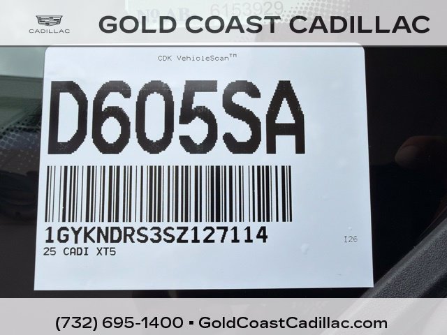 Used 2025 Cadillac XT5 Premium Luxury w/ Technology Package AWD/4WD image 29
