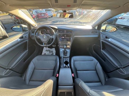 Used 2019 Volkswagen Golf Alltrack SE image 32