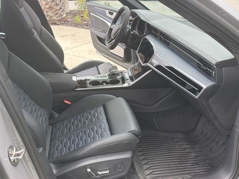 Used 2025 Audi RS 6 performance image 12