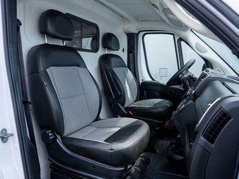 Used 2025 RAM ProMaster 2500 w/ Quick Order Package 22G SLT FWD image 16