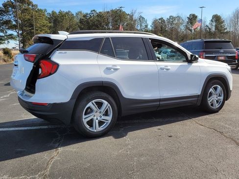 Used 2020 GMC Terrain SLE w/ Driver Convenience Package FWD image 13