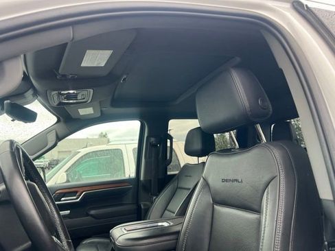 Used 2022 GMC Sierra 1500 Denali w/ Denali Reserve Package AWD/4WD image 16