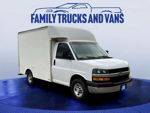 Used 2019 Chevrolet Express 3500 chassis 3500 w/ Power Convenience Package image 7