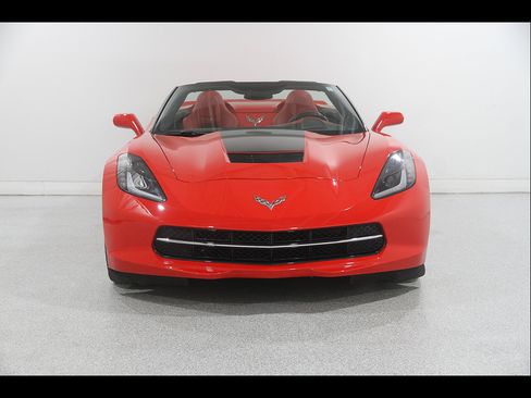 Used 2014 Chevrolet Corvette Stingray Convertible w/ 3LT Preferred Equipment Group RWD image 3