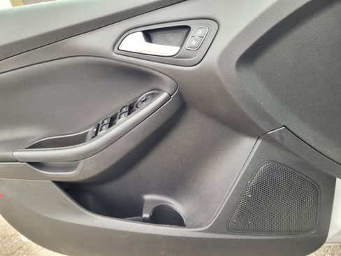 Used 2018 Ford Focus SE image 20