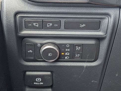 Used 2022 Ford F150 XLT w/ Equipment Group 302A High image 28