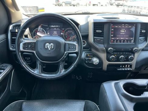 Used 2019 RAM 1500 Laramie AWD/4WD image 15