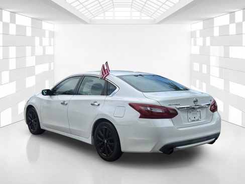 Used 2018 Nissan Altima 2.5 SV FWD image 5