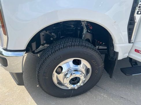 New 2026 Ford F350 King Ranch w/ Chrome Package AWD/4WD image 4