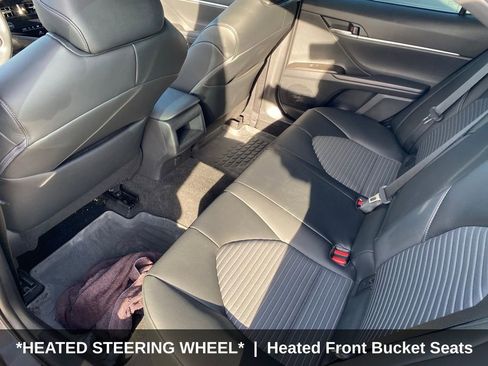 Used 2022 Toyota Camry SE image 9