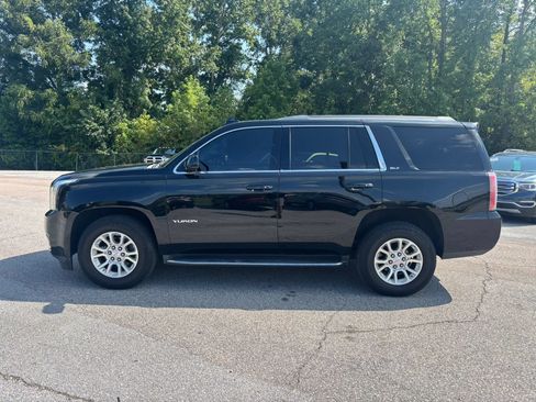 Used 2017 GMC Yukon SLT w/ Open Road Package RWD image 8