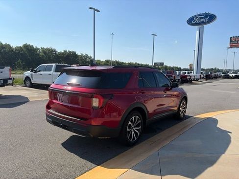 Used 2025 Ford Explorer ST-Line RWD image 5