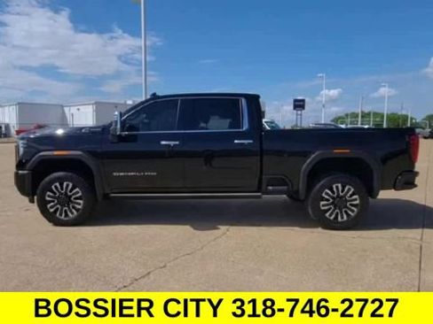 Certified 2025 GMC Sierra 2500 Denali Ultimate w/ Max Trailering Package AWD/4WD image 5