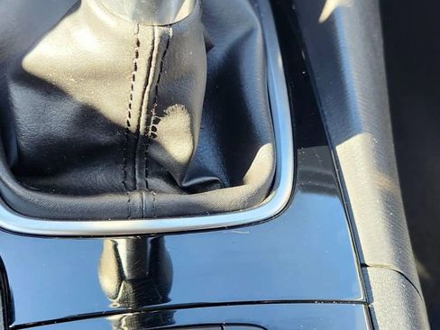 Used 2016 MAZDA MAZDA3 i Sport image 23