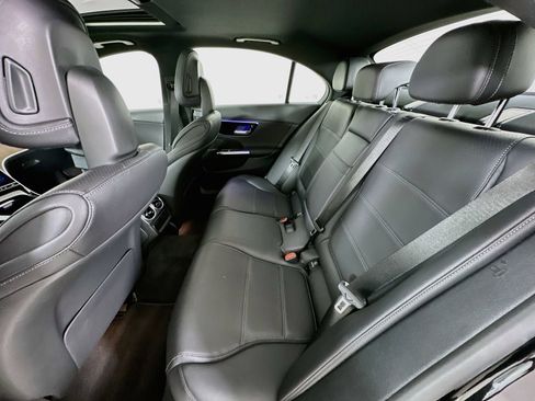 Used 2024 Mercedes-Benz C 300 Sedan image 25