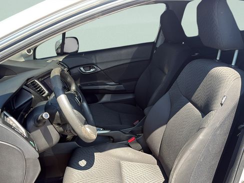 Used 2015 Honda Civic SE image 9