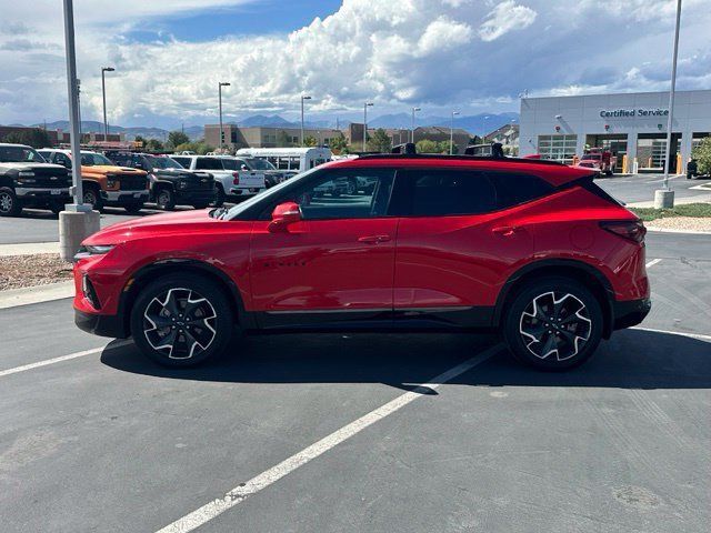 Used 2020 Chevrolet Blazer RS w/ LPO, Floor Liner Package AWD/4WD image 2