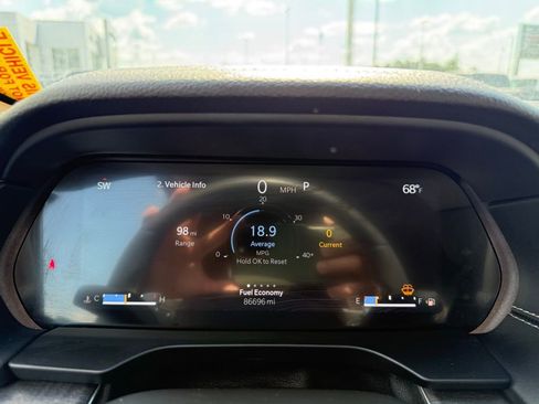 Used 2023 Jeep Grand Cherokee Limited RWD image 17