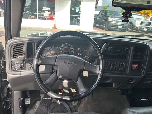 Used 2005 GMC Sierra 1500 SLE w/ Light Duty Power Package image 20