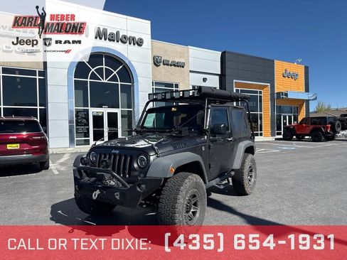 Used 2017 Jeep Wrangler Sport w/ Quick Order Package 24S AWD/4WD image 1