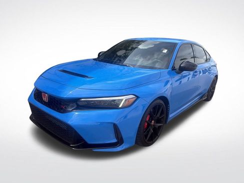 Used 2025 Honda Civic Type R image 3