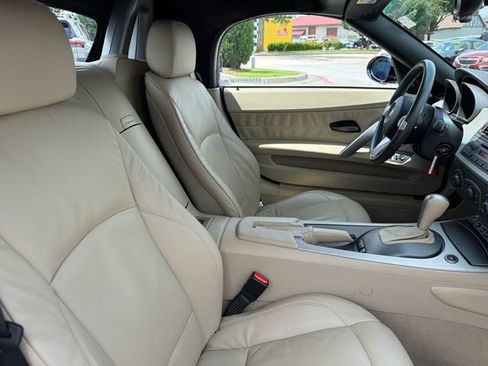Used 2004 BMW Z4 3.0i RWD image 21