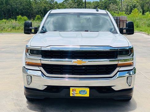 Used 2017 Chevrolet Silverado 1500 LT w/ High Desert Package AWD/4WD image 2