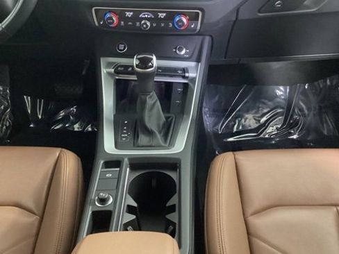 Used 2023 Audi Q3 2.0T Premium Plus w/ Premium Plus Package image 21