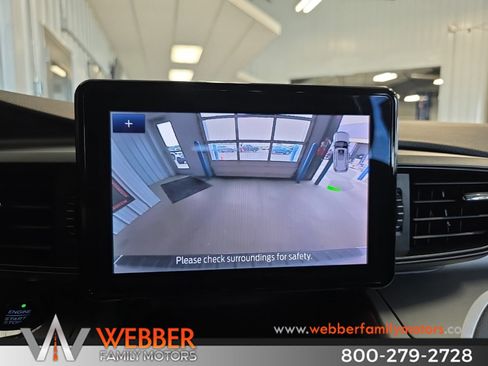 Used 2021 Ford Explorer XLT w/ Class III Trailer Tow Package AWD/4WD image 24