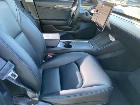 Used 2023 Tesla Model 3 Standard Range image 6