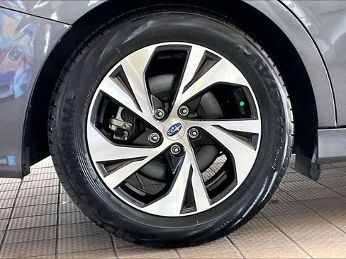 Used 2025 Subaru Legacy Premium AWD/4WD image 34