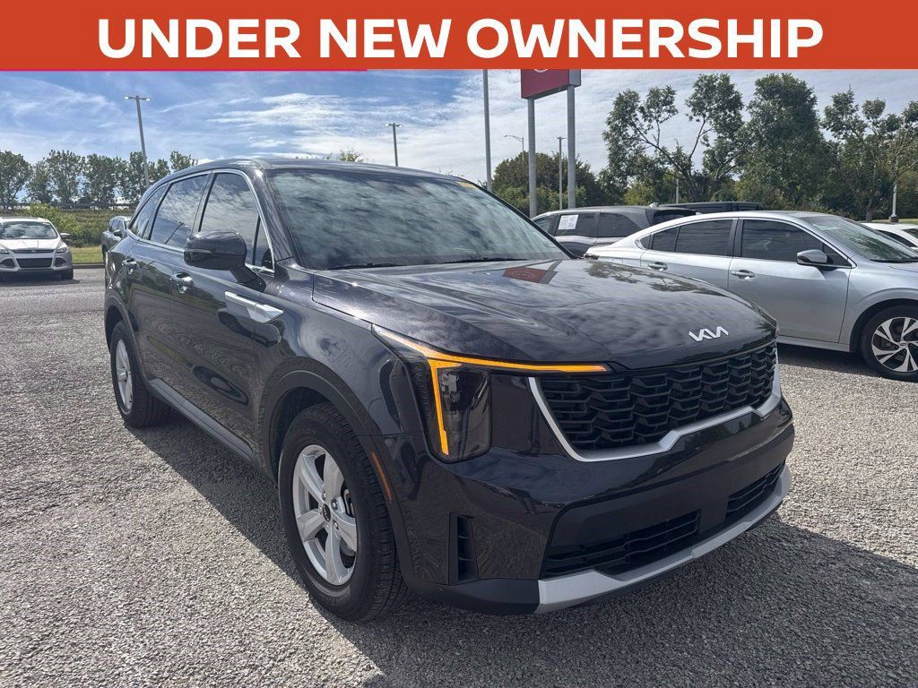 Used 2025 Kia Sorento LX FWD 360° Tour