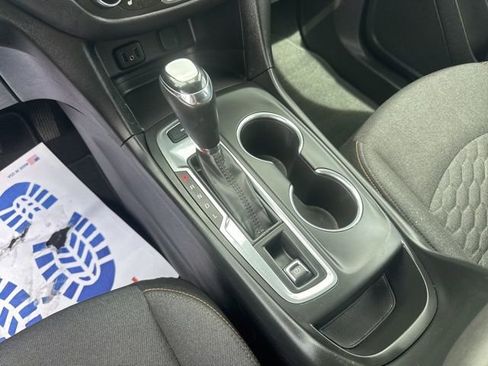 Used 2018 Chevrolet Equinox LT w/ Sun & Infotainment Package image 22