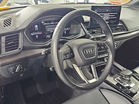 Used 2023 Audi Q5 2.0T Premium Plus w/ Premium Plus Package AWD/4WD image 21