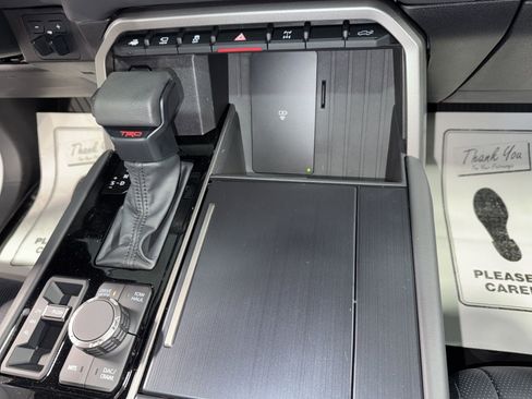New 2026 Toyota Tundra 4x4 CrewMax image 30