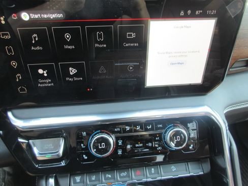 New 2026 GMC Sierra 2500 Denali Ultimate AWD/4WD image 19