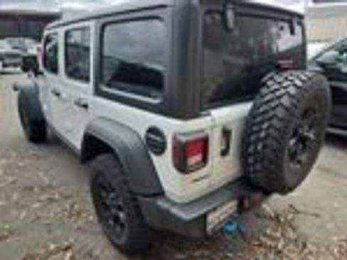Used 2023 Jeep Wrangler Unlimited w/ 8.4" Radio Group AWD/4WD image 4