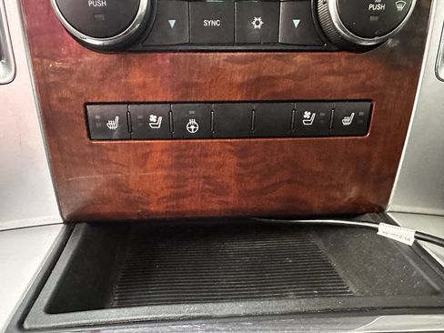 Used 2012 RAM 2500 Laramie w/ HD Snow Plow Prep Group AWD/4WD image 15