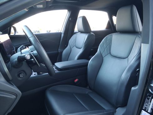 Used 2023 Lexus RX 350 Premium w/ Cold Area Package image 33