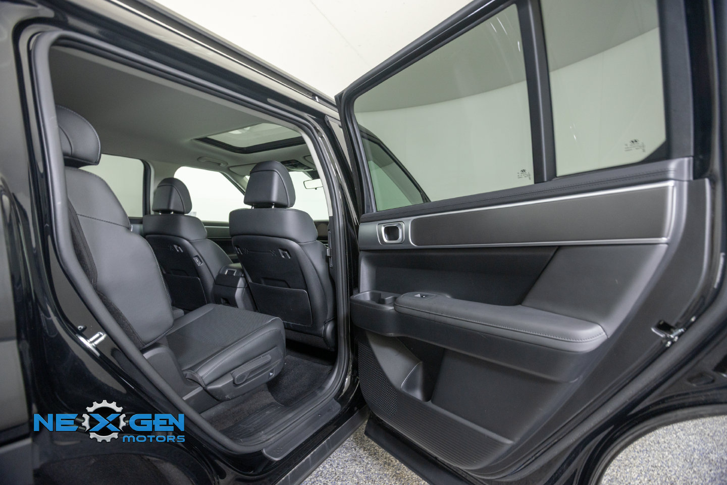 Used 2025 Hyundai Santa Fe XRT AWD/4WD image 39